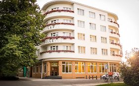 Hotel Bellevue Tlapak